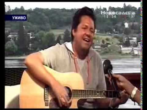 Aljosa Borus - Gostovanje na TV Novosadska (himna istoimenoj televiziji)