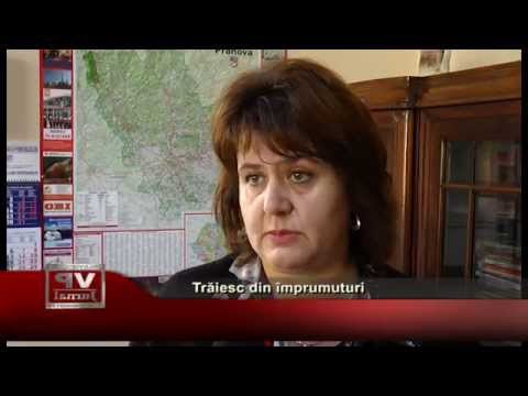 Traiesc din imprumuturi