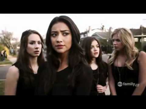Pretty Little Liars 1x01 - Final scene
