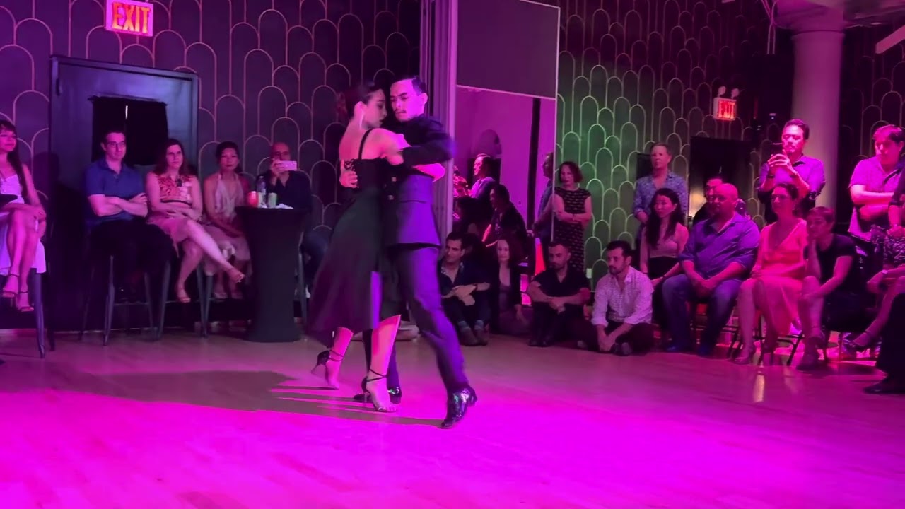 Ornella Simonetto y Juan Vargas - 03 A los amigos, Osvaldo Pugliese