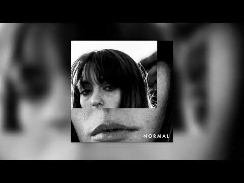 薩沙-斯隆 - 正常 [封面藝術] 。 (Sasha Sloan - Normal [Cover Art])