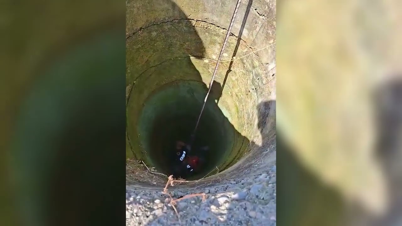 MERSİN BÜYÜKŞEHİR İTFAİYESİ’NDEN KUYUDAN KEÇİ KURTARMA OPERASYONU