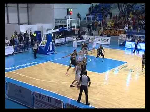 Derby Agrigento-Barcellona Serie A2 Gold: tiro di Piazza allo scadere dei 24''