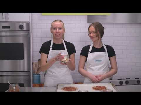 Teaching Kitchen: Speedy Flatbread Pizza