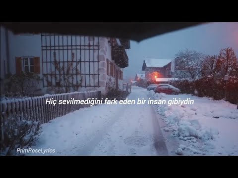 İkra & Kayra - Müneccim (Sözleri/Lyrics)