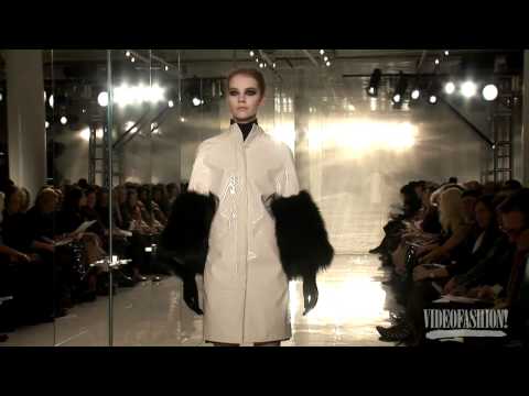 Chado Ralph Rucci AW 2011 - Videofashion