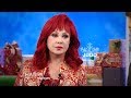 THURSDAY! Harry Performs “Silent Night” & Singer Naomi Judd