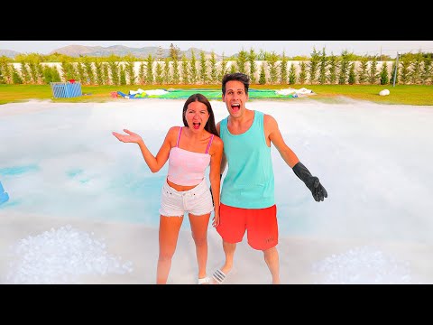 500KG DI GHIACCIO SECCO IN PISCINA!!