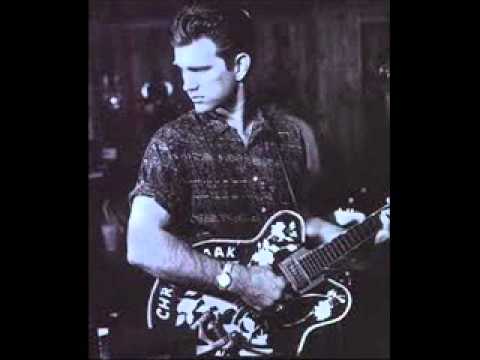 Chris Isaak- Everyone gets down