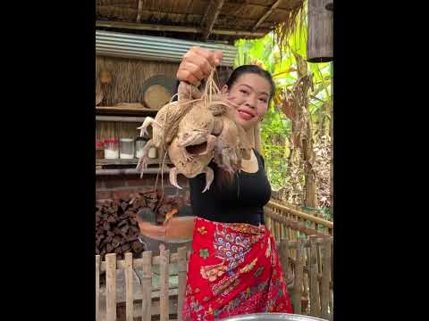 Spicy Frogs with Hot stones, Village recipe #yummy #delicious #food #Cooking #frog #stones