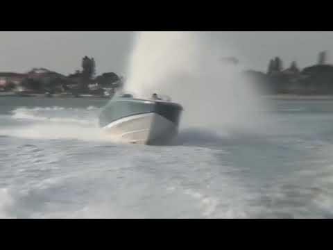 @bigbadboats The Donzi 38 ZRC is one bad ass boat!! What are your thoughts on Donzi? @mandwmarine