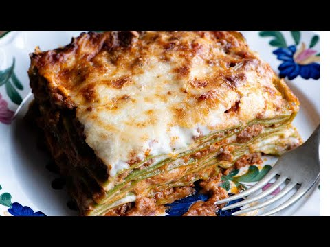 Authentic Lasagna Bolognese (Lasagne alla Bolognese)