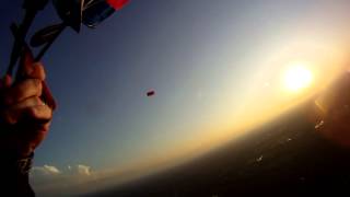 preview picture of video 'Bay Springs Country Club Exhibition Skydive'
