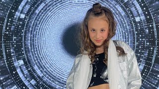 Download lagu Lina Olărescu (Markitan Vocal School) - Unstoppable mp3