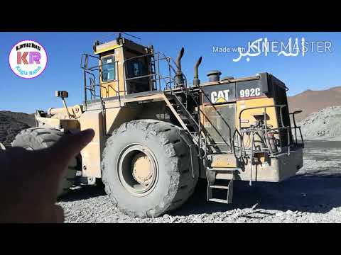 Biggest loader cat 992 C in the world !How to drive a loader ! Wheel loader operate Karne ka tareka