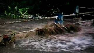 preview picture of video 'Desbordamiento del Río, El municipio de San Berdandino Suchitepéquez'