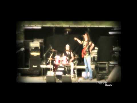 Tajfun - Víťa Kováč - solo na bicí [ Loket ] Tajfun