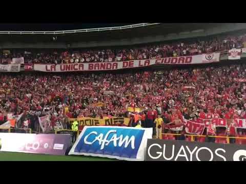 "(La guardia Albi roja sur ðŸ‡²ðŸ‡¨) independiente Santa fe 4-2 miyonarioz" Barra: La Guardia Albi Roja Sur • Club: Independiente Santa Fe • País: Colombia