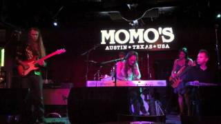 Abra Moore &quot;Before You Go&quot; Live at Momo&#39;s Austin, TX 9-16-10