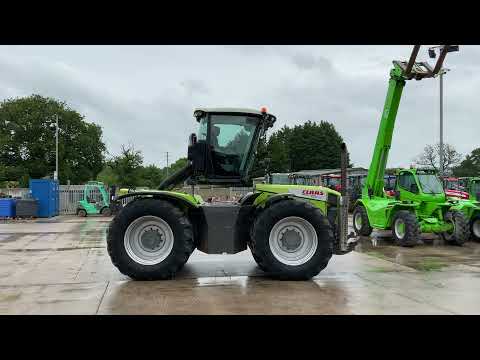 Claas Xerion 3300 TRAC VC Tractor