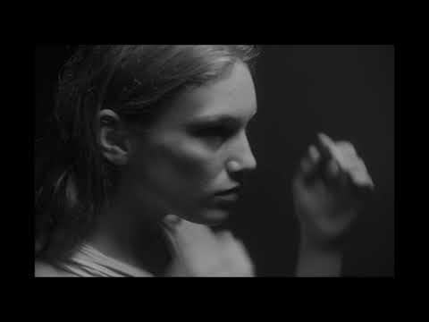 VENISE N'EXISTE PAS de Ana Girardot