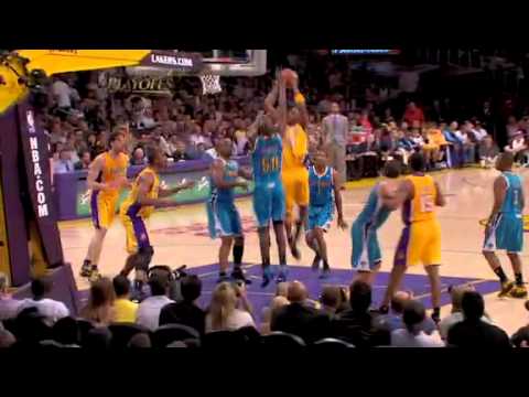 Play of the Day (04/26/2011): Kobe Bryant's Monster Facial on Emeka Okafor (Amazing Dunk)