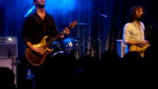 Minus The Bear : Let&#39;s Play Clowns