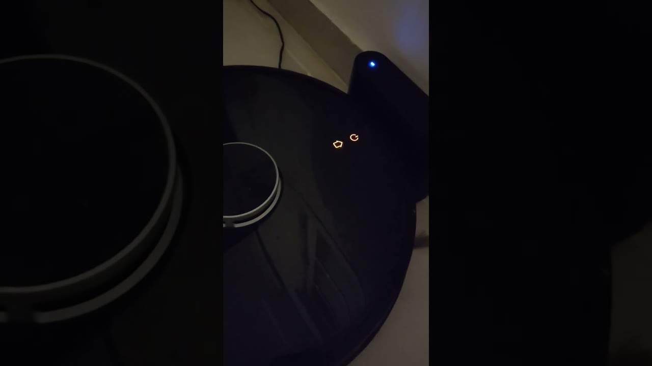 aspiradora robot conga cecotec luz parpadea naranja y azul falla de bateria