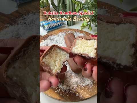 Homemade bounty Chocolate 🥥🍫 #homemadechoclate #bounty #dessert #chocolate #rakshabandhanspecial