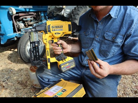 *Tim the Toolman Grunts* [Dewalt XR 9 GA Cordless Fencing Stapler] | FARM WORK 2022