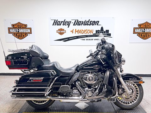 2009 FLHTCU Harley-Davidson® Electra Glide® Ultra Classic® Vivid Black
