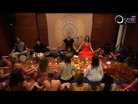 Sunday Kirtan por Bhakti Bliss Bali @ Sayuri Healing Food (domingo Bhakti Kirtan com Rose Cacao)