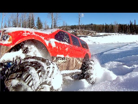 RC CWR Snow trails with the axial honcho
