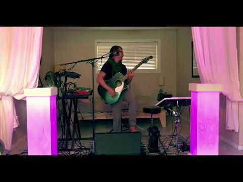 Tony Smiley , Live Looping Cover of When Doves Cry / Love is A Battlefield