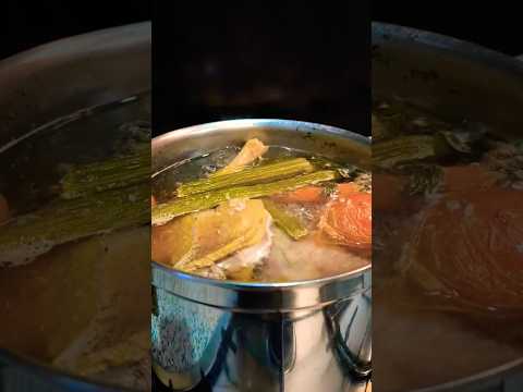 🍖🥣 CAPPELLETTI in BRODO di CARNE 😋 Il Pranzo della Domenica a Ferrara (NON sono TORTELLINI! 🚫)