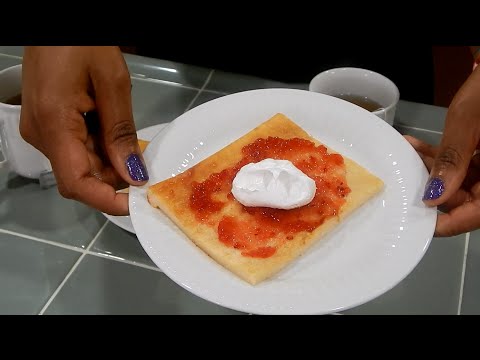 Finnish Pannukakku (Pancakes)