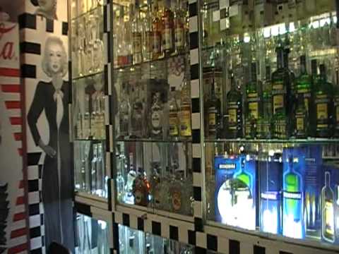 Prag 2011 Absinth Shop 1.mpg