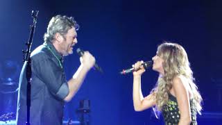 Blake Shelton &quot;Lonely Tonight&quot; (feat. Carly Pearce) Live @ Wells Fargo Center