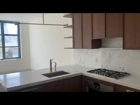 85 jay st 3F $1,915,000 1227SF 2bed 2bath