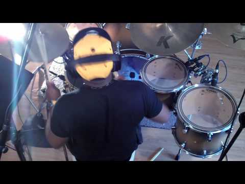 Chris McBride- Drumming To ET