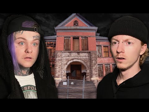 Overnight In USA's Most Haunted High School - Abandoned & Afraid