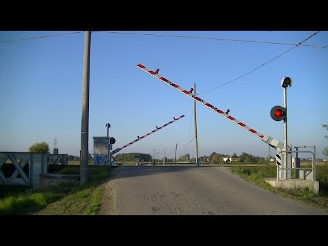 Spoorwegovergang Codemondo (I) // Railroad crossing // Passaggio a livello