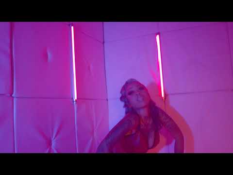 Swazy Styles Ft Dj OooWee  Dej Rosegold  & Qwote  ( Twerk 4 Me) Official Video Explicit