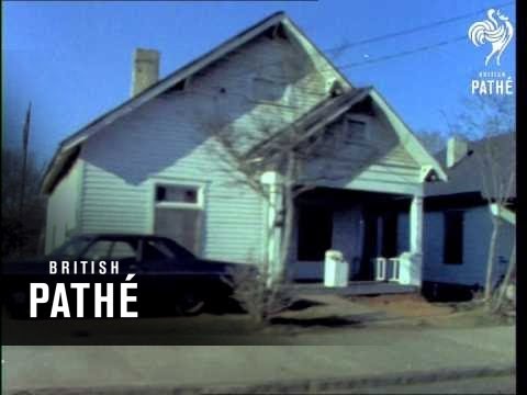 American Suburban Town  (1972)