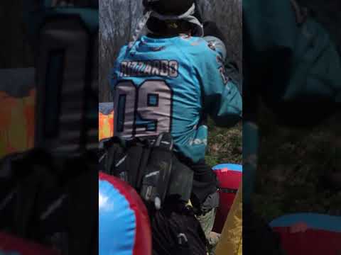 Awesome Paintball Gunfighting Action!