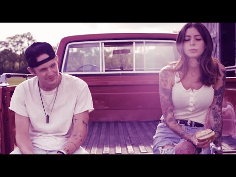 Tucker Beathard - Can't Stay Here (Official Music Video)