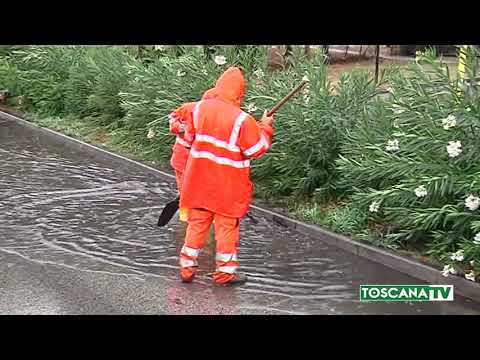 2018-07-22 TOSCANA - TEMPORALI, PROLUNGATA ALLERTA METEO FINO A DOMANI