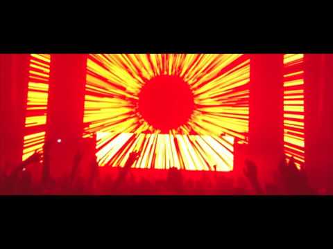 Eric Prydz playing 'Gabriel Moraes - Die Hölle' @ Creamfields 2016