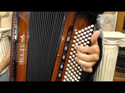 How to Play a 96 Bass Accordion - Lesson 4 - Musette Waltz in A Major - Reine de Musette