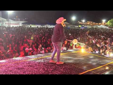 Show da banda Seu Maxixe - São João antecipado santanopolis 17/06/22